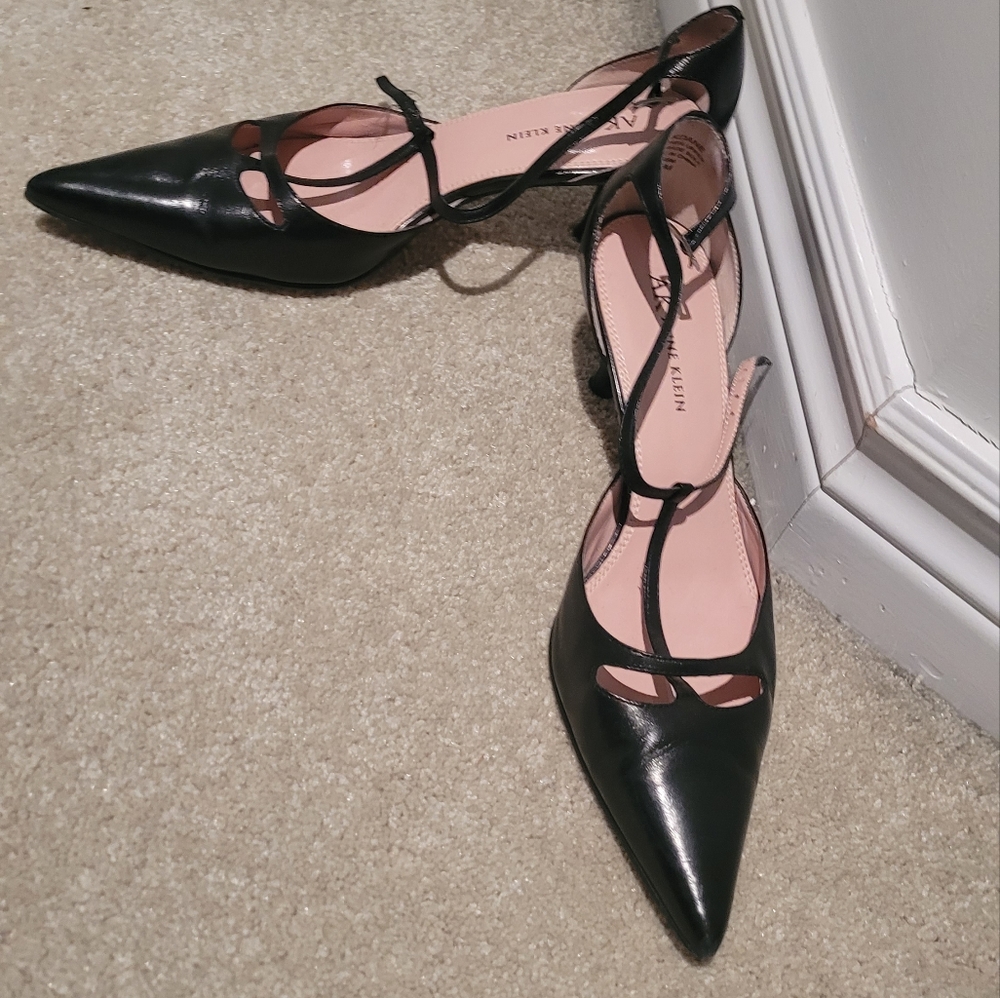 Shoes - Picture 2 of 2